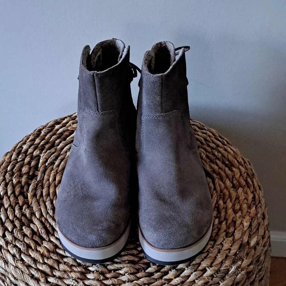 Merrell Womens Grey Suede Leather Pull-On Fleece Lined Ankle Booties Laces S-9.5